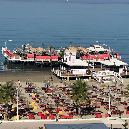 Appartamento Seaview Modern Apartament *