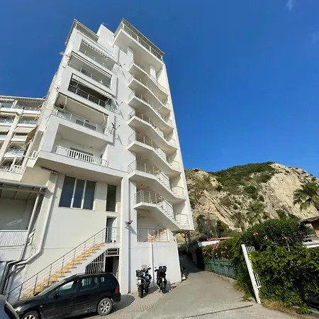 Seaview Modern Apartament * Durrës